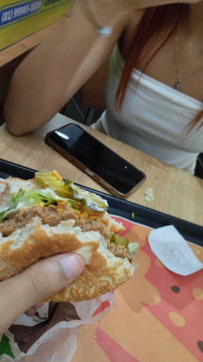 eu gosto de pagar as coisa pra ela