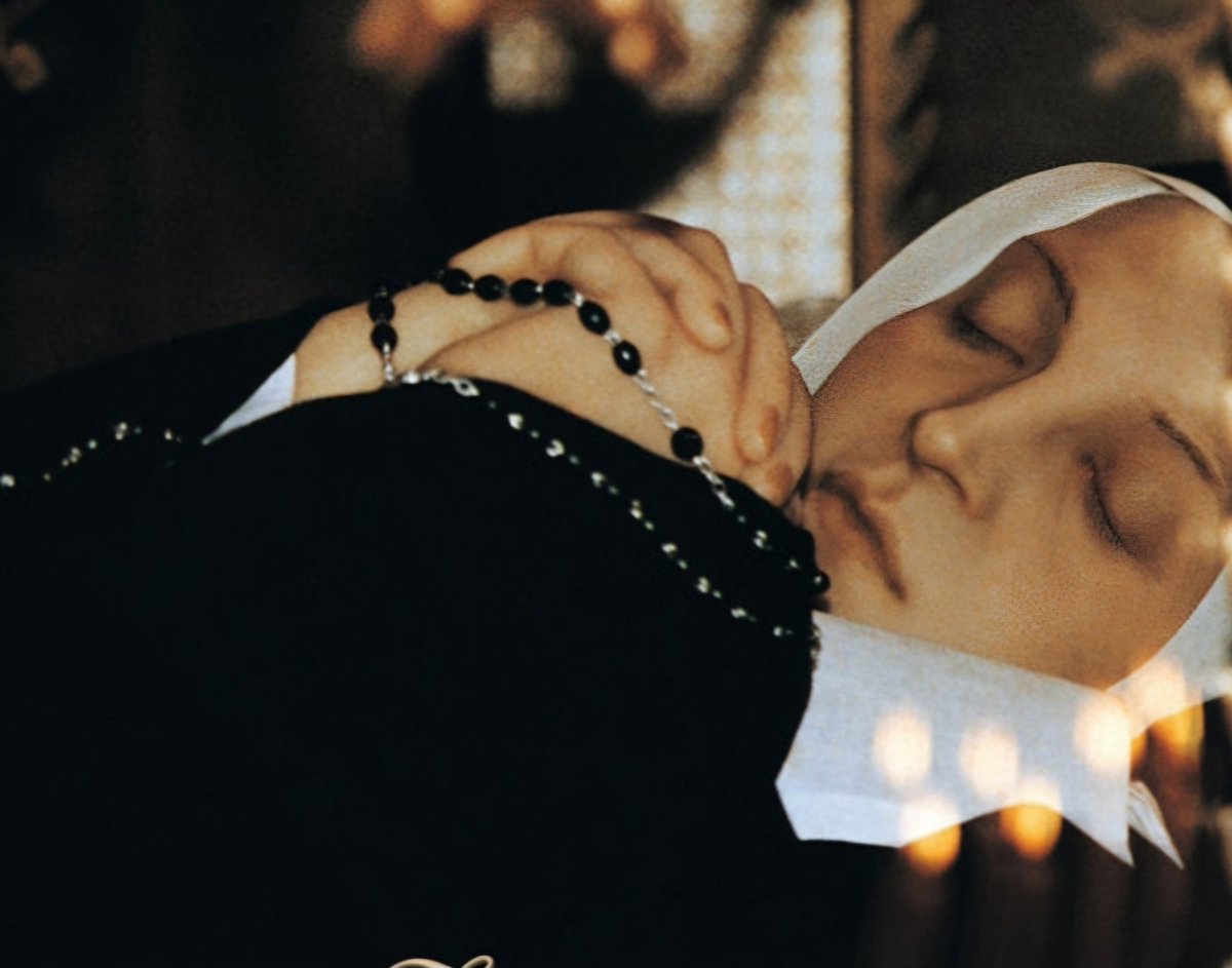 The incorruptible bodies of some saints seem to testify to Catholic  teaching about Christ's own body, which never experienced corruption after  death. #diebutrise #Psalm16, image size:1200x943