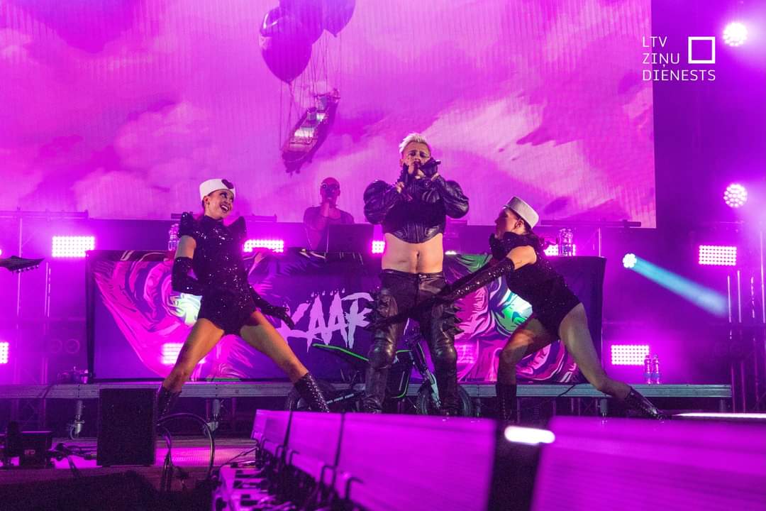 lira_kaarijajp's tweet image. Beautiful pics from LTV FB(2/2)
#Käärijä #カーリヤ #summersound