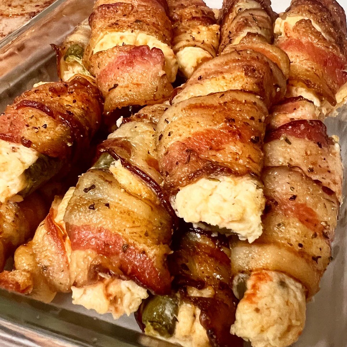 diertheone's tweet photo. Italian pasta salad and chicken ranch jalapeno poppers. https://t.co/PptL7bpj0R