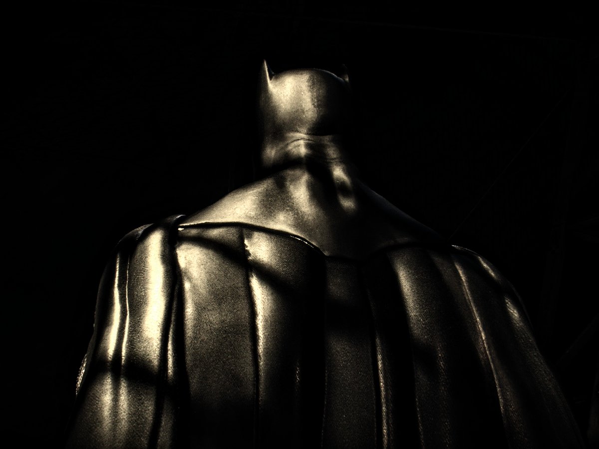SithMorrison's tweet photo. While Arkham Knight doesn't have the best Photo Mode, I applaud anyone who can take shots in it. 

These are some I've taken and I'd love to see some AK shots from y'all if you have any. https://t.co/gZ7ahexkdv