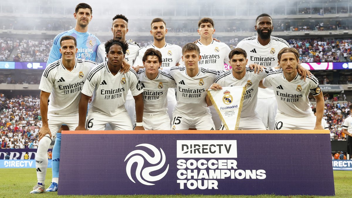 realmadrid's tweet image. 🤍 ¡HALA MADRID! 🤍
#RealMadridOnTour | #ElClásico