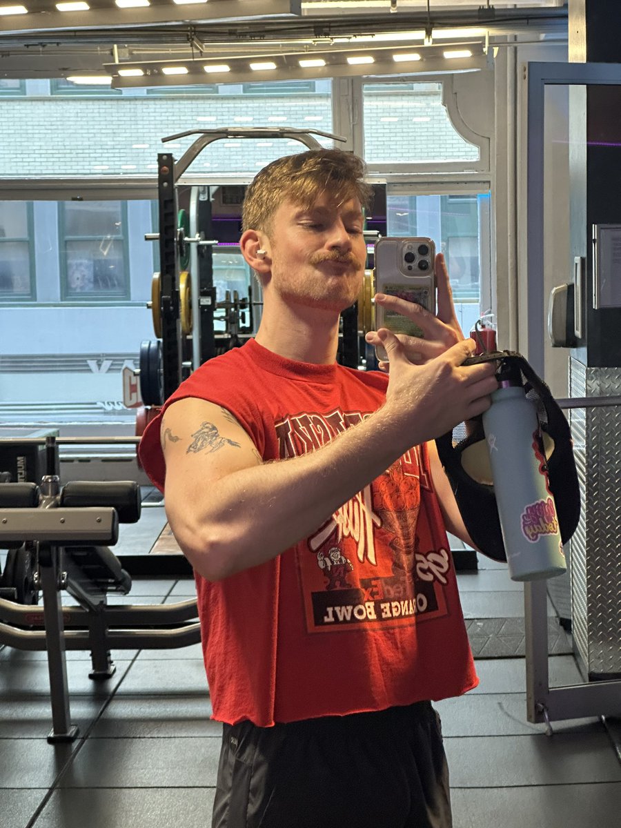 rylambert's tweet image. today was arm day btw