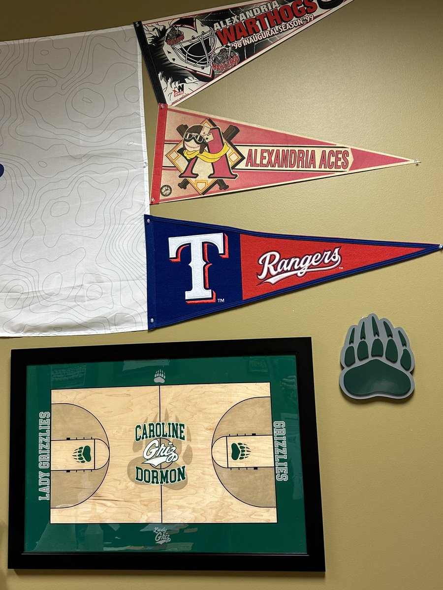 Landon B Johnson tweet media