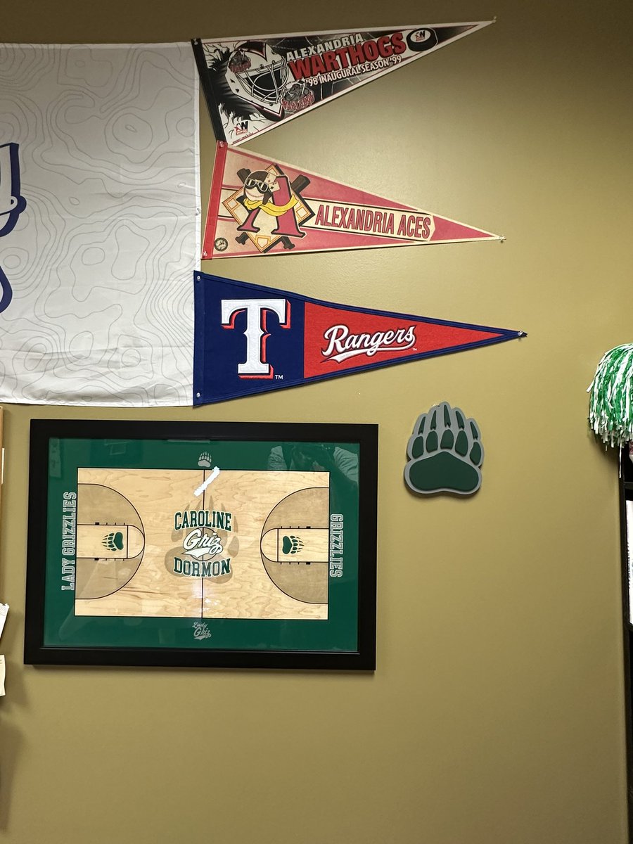 Landon B Johnson tweet media