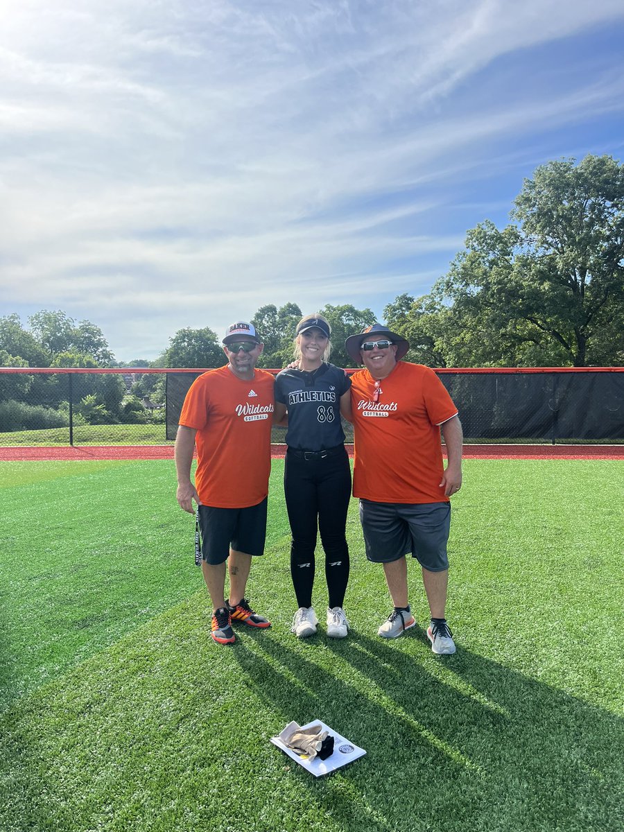 Thank you <a href="/BakerWildcatSB/">Baker University Softball</a> for hosting a wonderful camp today!!! <a href="/USDCoachWags/">Robert Wagner</a> <a href="/SoftballWayland/">Wayland Softball</a> <a href="/ReiverSoftball/">Reiver Softball</a> @TonyAustin_10 <a href="/CoachJohnnyHull/">Johnny Hull</a> Thank you for your input and time today!