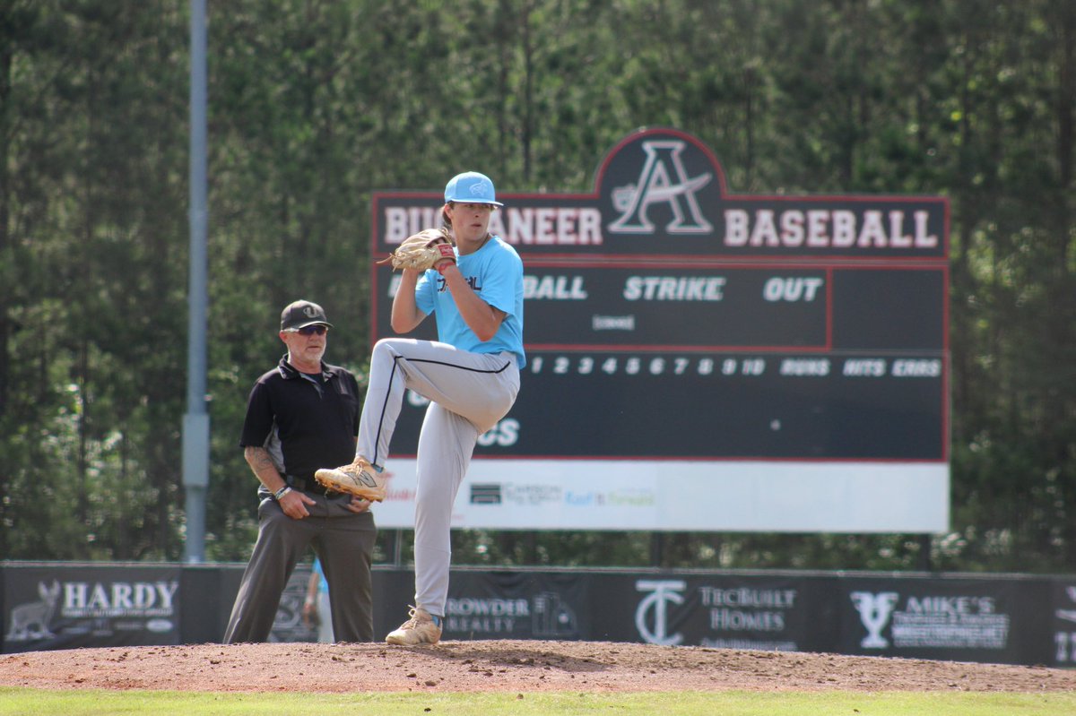 BrycenB13's tweet photo. Wanna thank @CSA_Training for the opportunity this summer. Wasn’t my best summer but with coach’s work we’re gonna bounce back https://t.co/C5WTE6gtVE