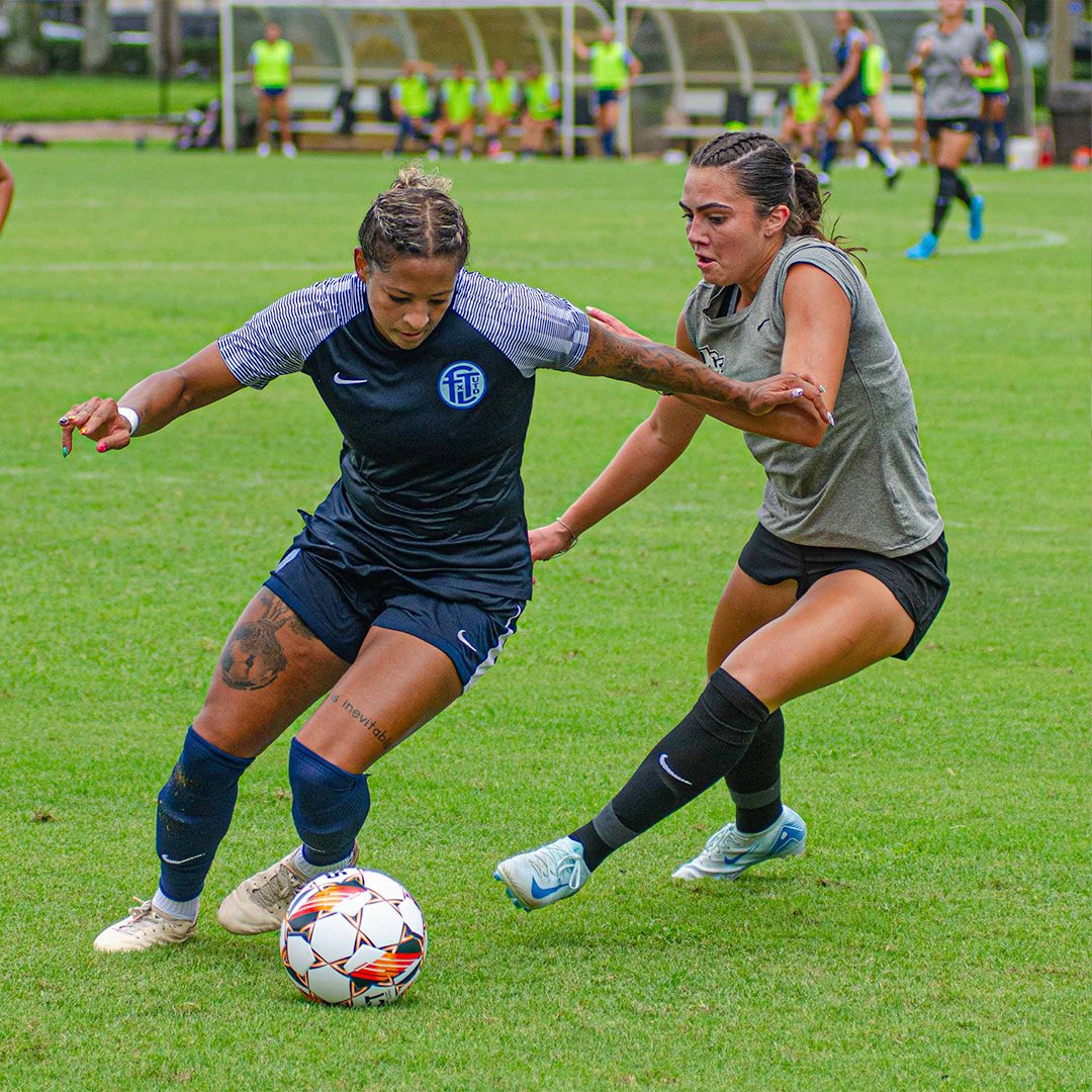 mrivera2010's tweet photo. Women's Soccer Fort Lauderdale United vs UCF. https://t.co/fPle5fCQVu