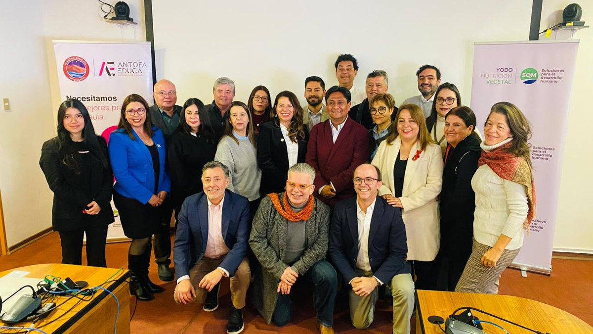 Se realizó una nueva reunión del Comité Experto Asesor #AntofaEduca. No pude asistir en esta ocasión, pero me alegra que la proyección de esta iniciativa está cada vez más cerca. A seguir trabajando arduamente para fortalecer la educación escolar en la región de #Antofagasta 👩‍🏫