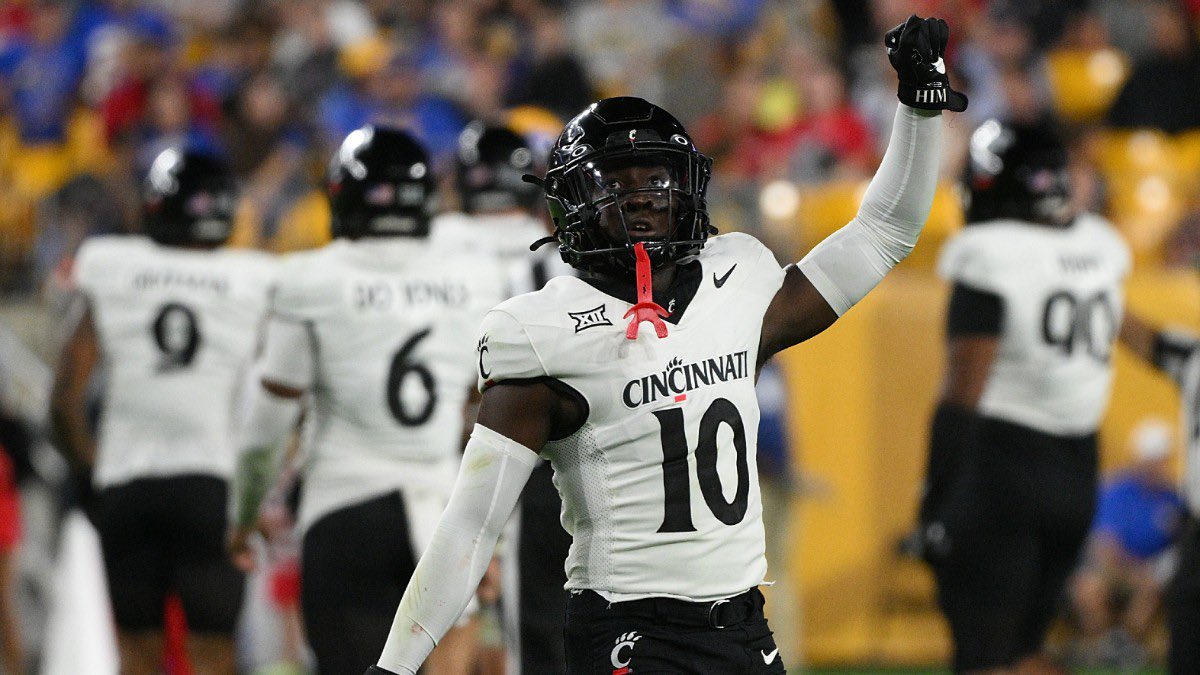Joel (@joel_lowenberg) on Twitter photo Blessed to receive an offer from Cincinnati!! <a href="/CortBraswell/">Coach Cort Braswell</a> <a href="/ErikKimrey/">Erik Kimrey</a> <a href="/cbrownrun11/">Chris Brown</a> <a href="/ewestmoreland42/">eric westmoreland</a> Blessed to receive an offer from Cincinnati!! <a href="/CortBraswell/">Coach Cort Braswell</a> <a href="/ErikKimrey/">Erik Kimrey</a> <a href="/cbrownrun11/">Chris Brown</a> <a href="/ewestmoreland42/">eric westmoreland</a>