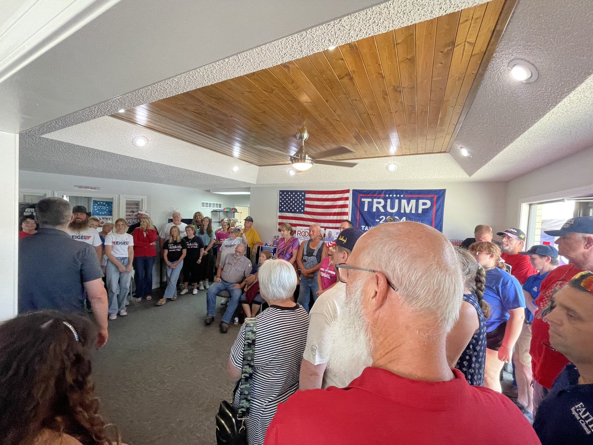 BillEigel's tweet image. 📍Warrensburg, MO = Stop #4
The Johnson County Grassroots Headquarters was packed with 100 fired up patriots! We are surging and you can feel the energy at every stop! #mogov
