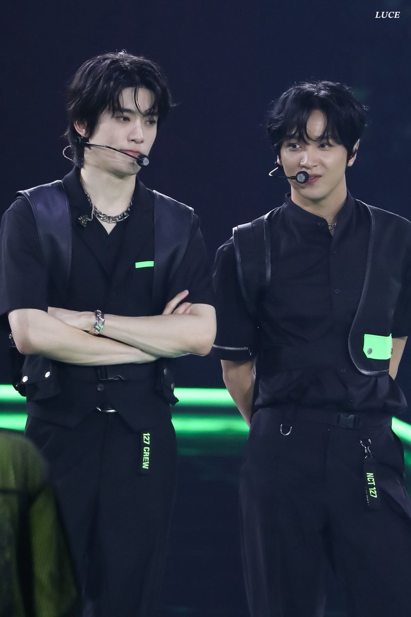 240803 🍑🐻

#재현 #ジェヒョン #JAEHYUN #해찬 #ヘチャン #HAECHAN #NCT127 #NCT127_8th_Anniversary
#8ECRET_INVITATION
#NCT127_8ECRET_INVITATION #NCT