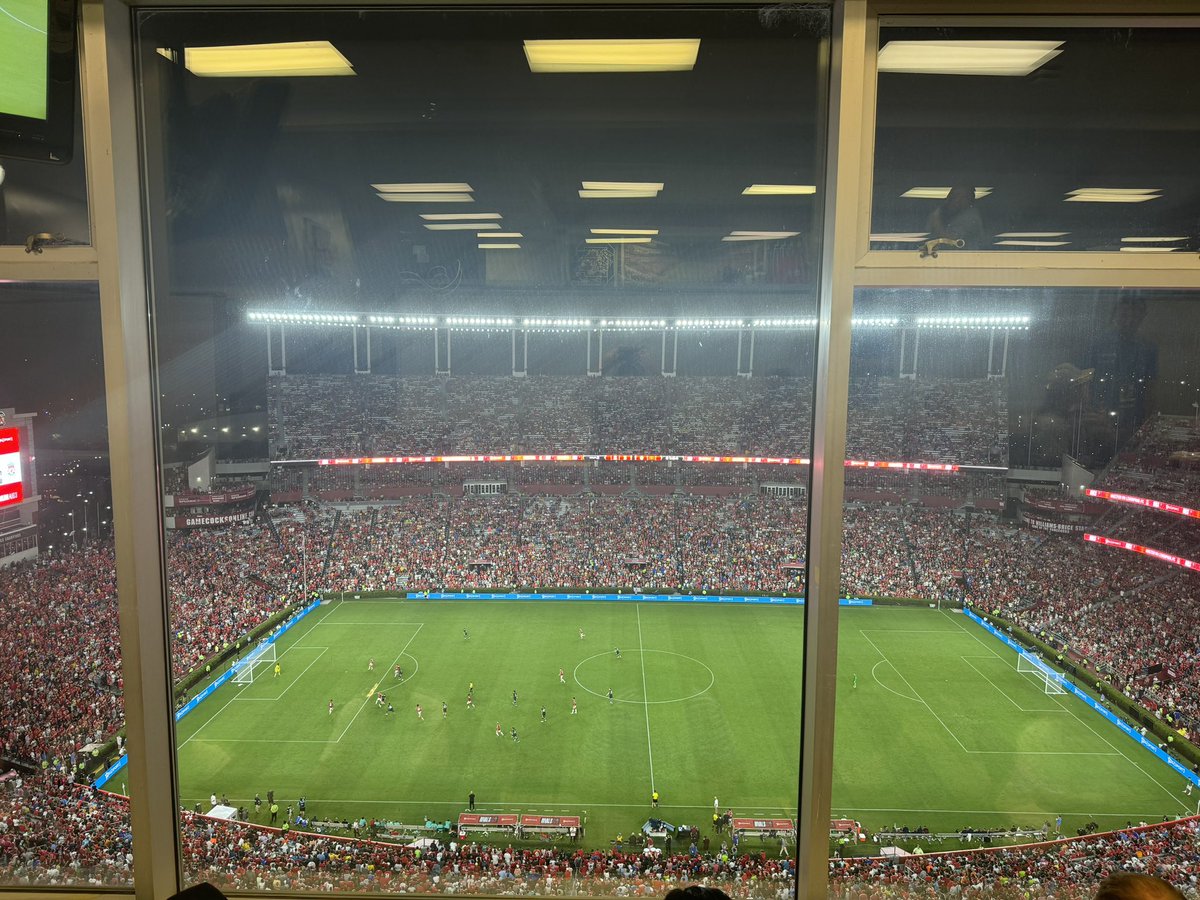 Famously Garnet Sports tweet media