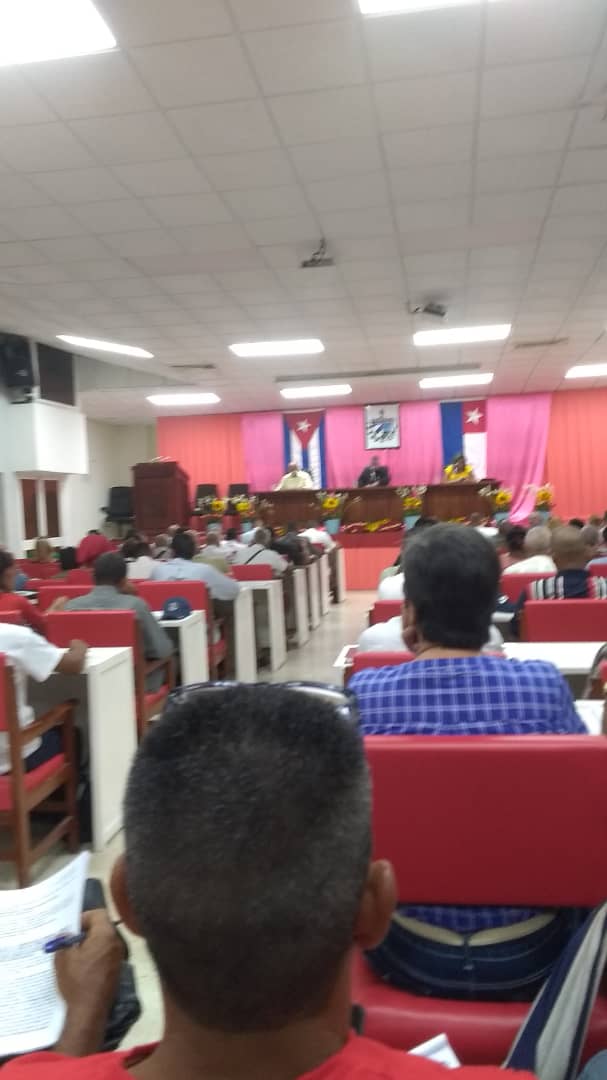GonzalezArbey87's tweet photo. Importantes temas fueron tratados hoy en la Asamblea Bayamo como la presentación discusión y aprobación del anteproyectos del plan y del presupuesto entre otros. 
Con participación de todos en pos del bienestar de nuestra soberanía. @ReydierBernal @YanetsyCubana https://t.co/xTbfJCvh2s