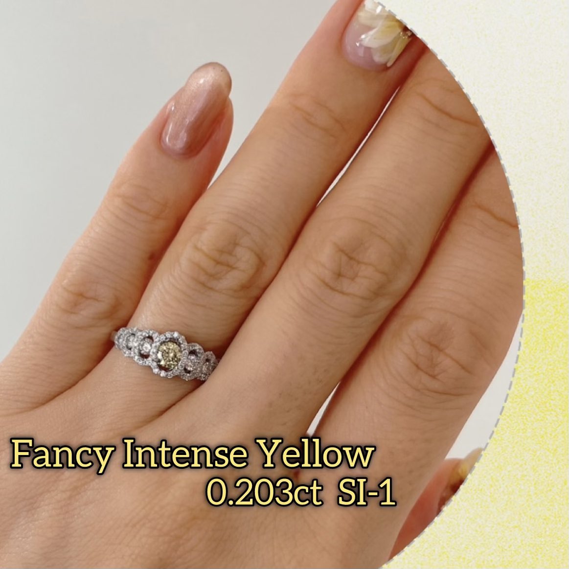 Gemelli19's tweet image. 有楽町マルイポップアップイベント
3日目となりました🌻

新作イエローダイヤリングのご紹介💛
レース調の上品デザイン🥂
つけた方が可愛さが伝わる🥰

本日も11:00~20:00 御来店お待ちしております🎶

 #イエローダイヤリング
 #fancycolordiamond
 #有楽町マルイ