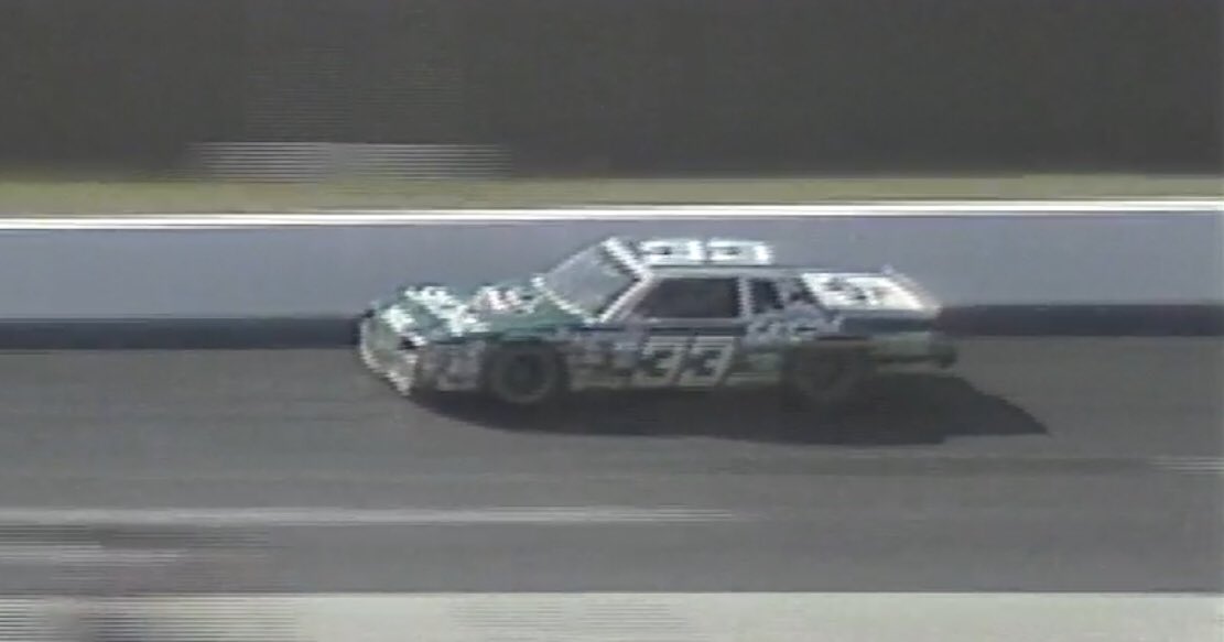 MGD4477's tweet photo. @NASCARClassics @NASCAR 1985 Delaware 500, won by Harry Gant https://t.co/PCGyTYTbtT