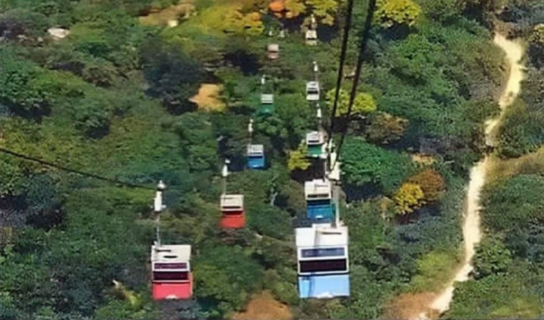 EShistoria32's tweet photo. Teleférico San Jacinto “El reino del pájaro y la nube” (1977-2001) https://t.co/P7HlJ1Tf5z