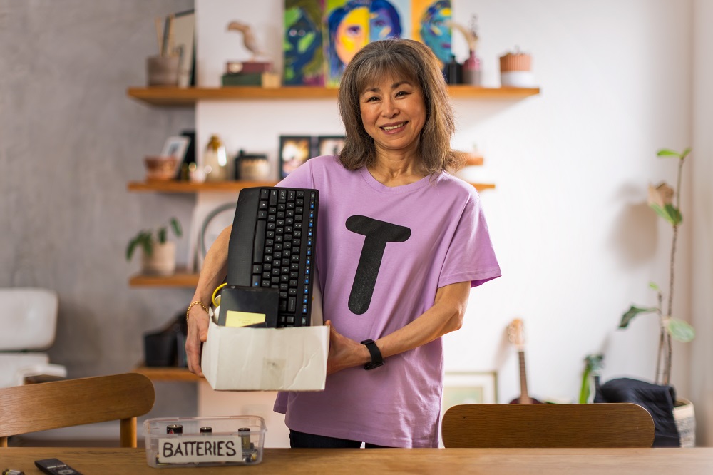 TownOfCambridge's tweet image. ♻️ E-Waste: Do Better for the Planet! 🌍

New laws ban e-waste (batteries, computers, mobiles, TVs, light globes) from landfills. Keep them out of kerbside bins and use community drop-off points. 🌱

🔗Learn more: wastesorted.wa.gov.au/be-a-great-sor…

#WasteSorted #TownOfCambridge