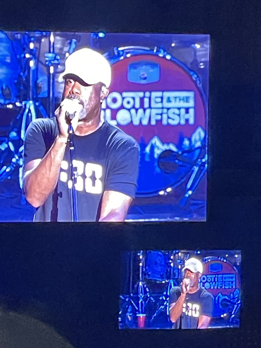 Lawn seats at the local summer shed to see #Hootieandtheblowfish