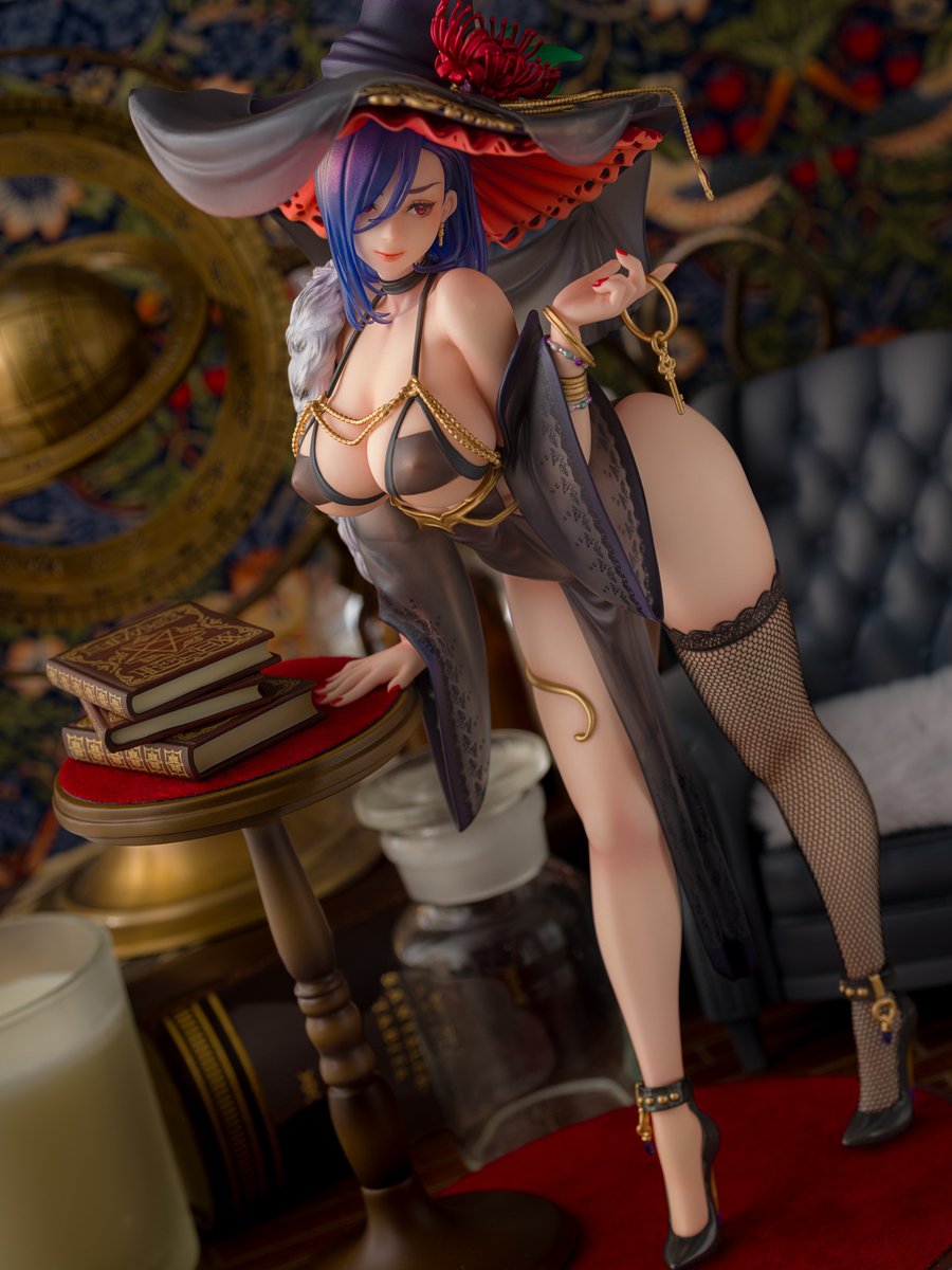 「TheWhitch」のフィギュアが予約開始しました～!
どこから見ても美しい黒魔女お姉さまとなっております‼✨
是非お迎えして飾ってね!🫰
https://t.co/SrhALsvQBi 