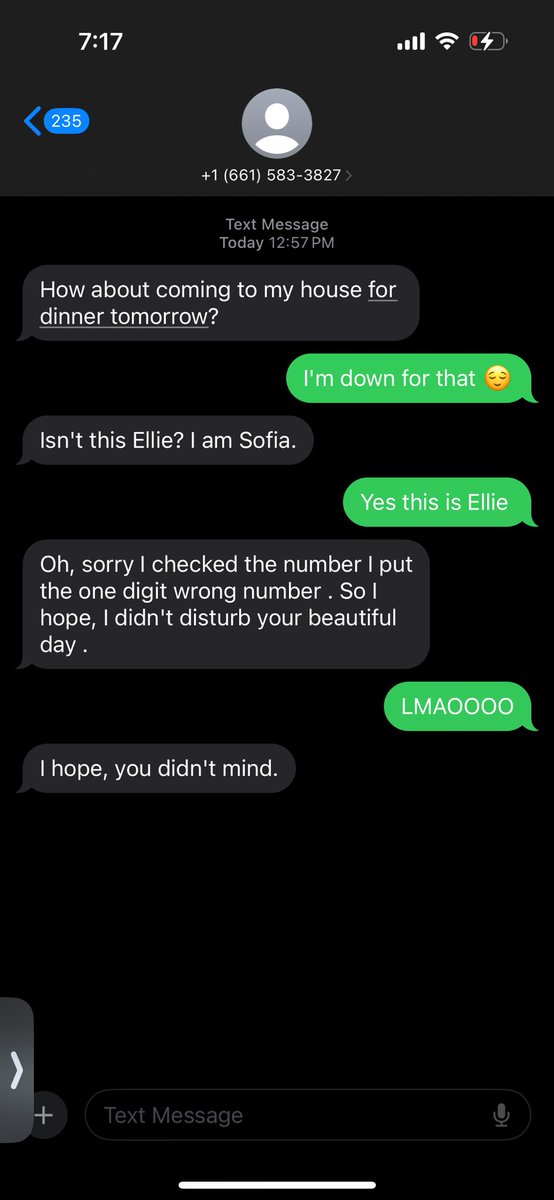 DenoBands's tweet photo. I love scam Texters 😭😭😭🙏🏽 https://t.co/7up5n9yrB9