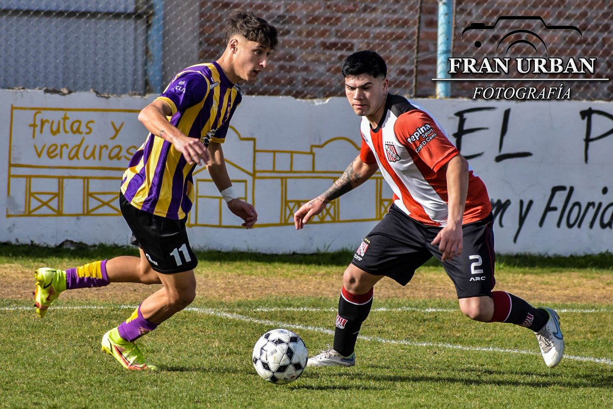 Urban_Fran's tweet photo. 🤝🏻 #TiroFederal 🟡🟣 y #Sansinena 🇦🇹 igualaron 0️⃣-0️⃣ en el Onofre Pirrone por la 2° Fecha del #Clausura2024 en la Primera B de la #LigadelSur 🏆 https://t.co/PlWxjg8rae