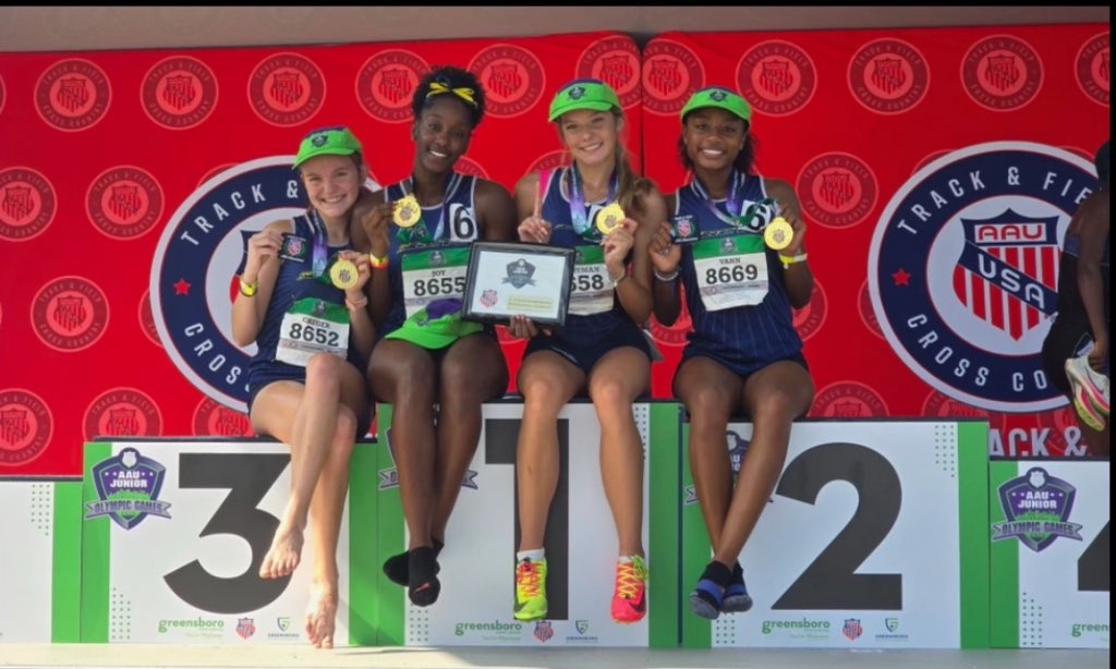 AvaTheRunner's tweet photo. National Champion Alert❕❗️God truly blessed me with such an amazing team, coaches, and sophomore season 💕 This past week, my 4x800m relay team placed 1st at Junior Olympics with a 27 second gap! I also ran in the 800m, 1500m, and qualified in the 4x4! ❤️ @OHnVI @D_Delster https://t.co/QJBZORYqlY