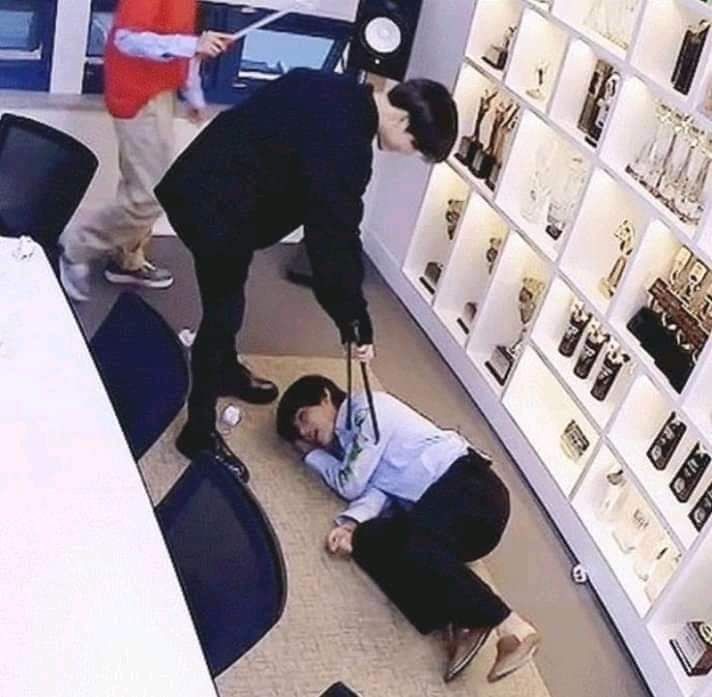 𝔹𝕦𝕟𝕟𝕪𝔹𝕖𝕒𝕣⁷ ꪜᙏ̤̫ ʕ•ᴥ•ʔ ♡ ˊˎ- tweet media