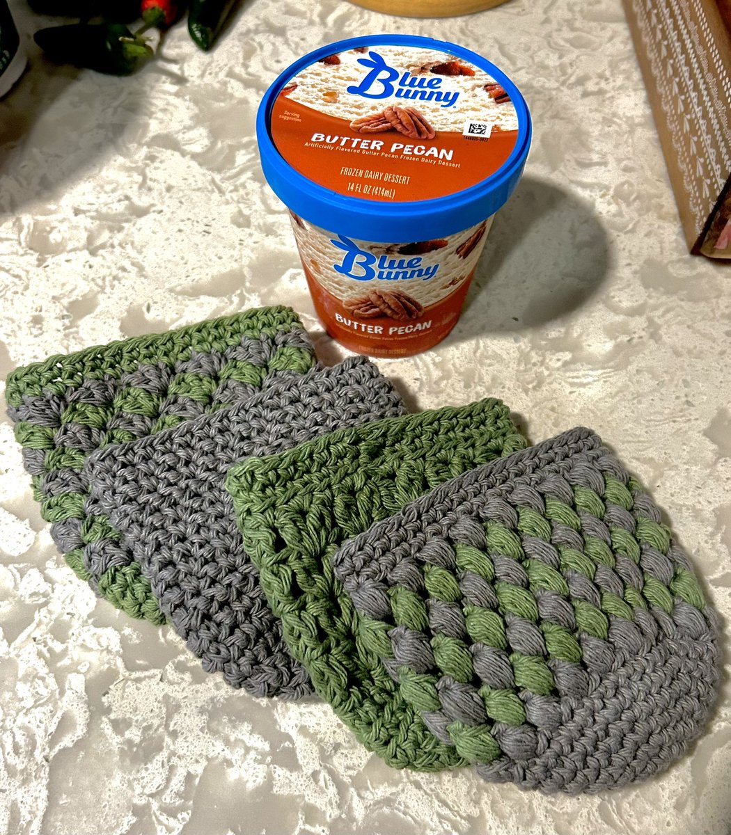 MiaJelise's tweet photo. Who knew Ice Cream needed a coat too ? ππ
Ice Cream Cozies ordered under Custom pieces on https://t.co/mI2gDSwXCK
#lovetangledyarn #customcrochet #miajelise #crochetartist #crochet #crochetlosangeles https://t.co/Wkfx2hPN1D