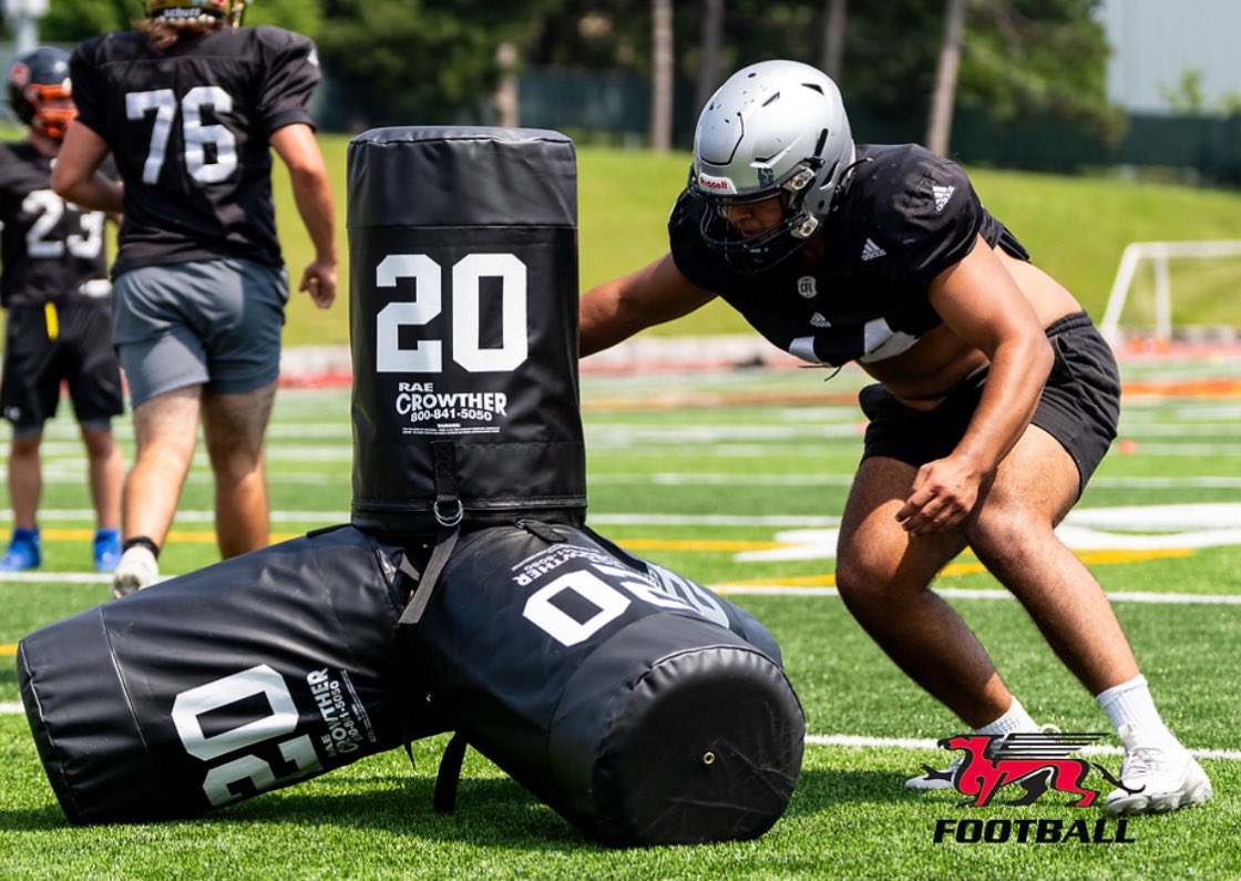 JacobPopal1's tweet image. Had an amazing time at the Guelph camp this past weekend. Thank you @cappiello99 for inviting me out to compete. Thanks to @Coach_MattBerry, @marksurya88, and Coach Alex for all the teachings. @GryphonFB 

@HTTitansFB @MoscatojJoe