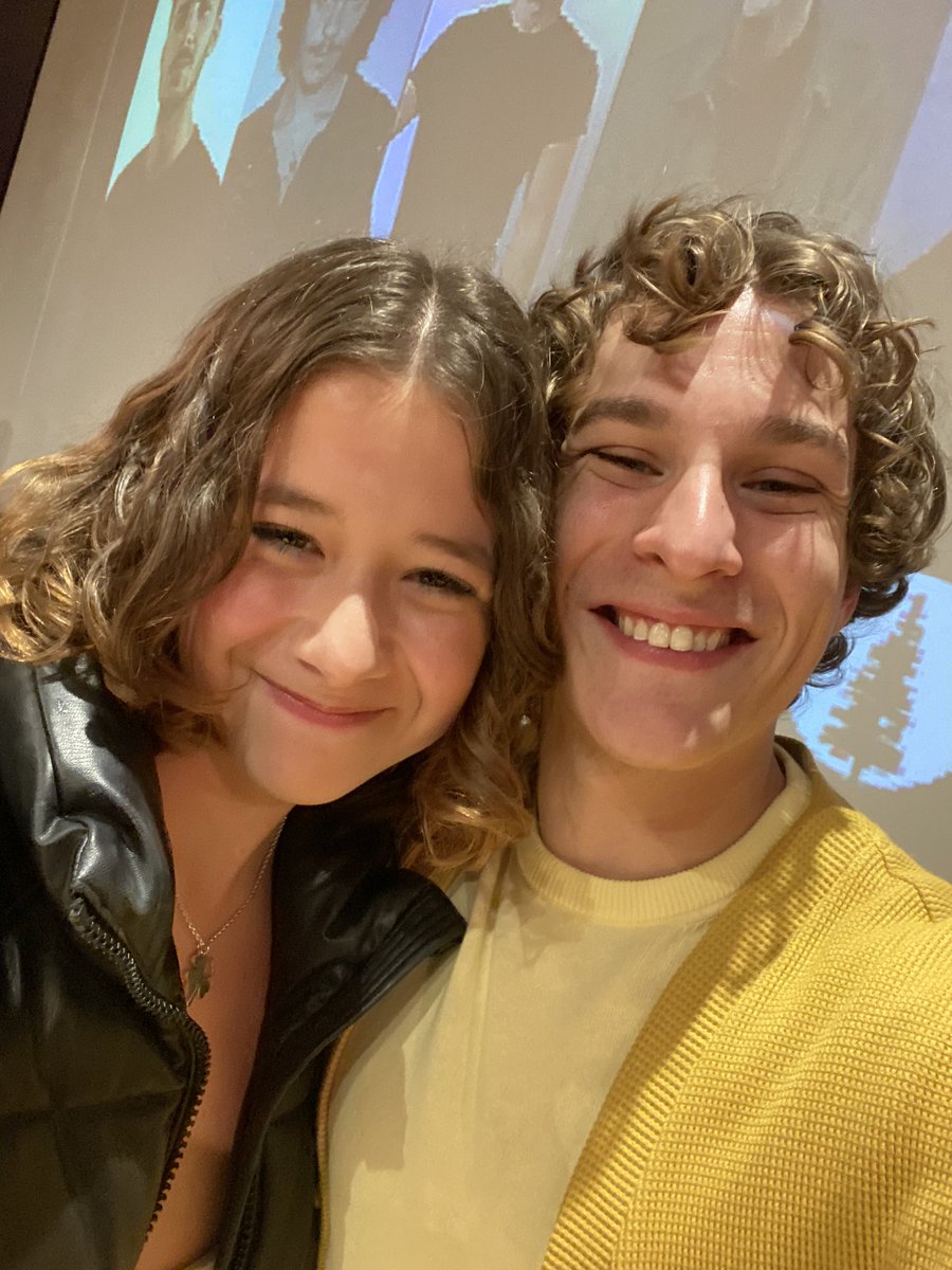 phylirical's tweet photo. Santi fue mi fav 💛 https://t.co/YGtVAzluty