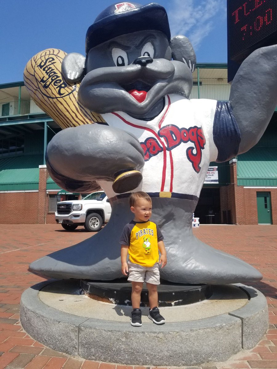 k_sasala2's tweet photo. On Aug 3rd, 2019 we brought Silas to @PortlandSeaDogs
 game while on vacation. Fast forward 5 years later and he gets to experience being on field with me. Incredibly blessed and thankful. 

📷  @jamiefiedorek https://t.co/IJTuCceROo