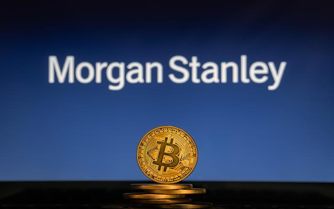 WeBull_Us's tweet photo. WOW: Morgan Stanley just became the first major bank to approve #Bitcoin via ETFs for sale to their clients. https://t.co/SdjMg2iQTt