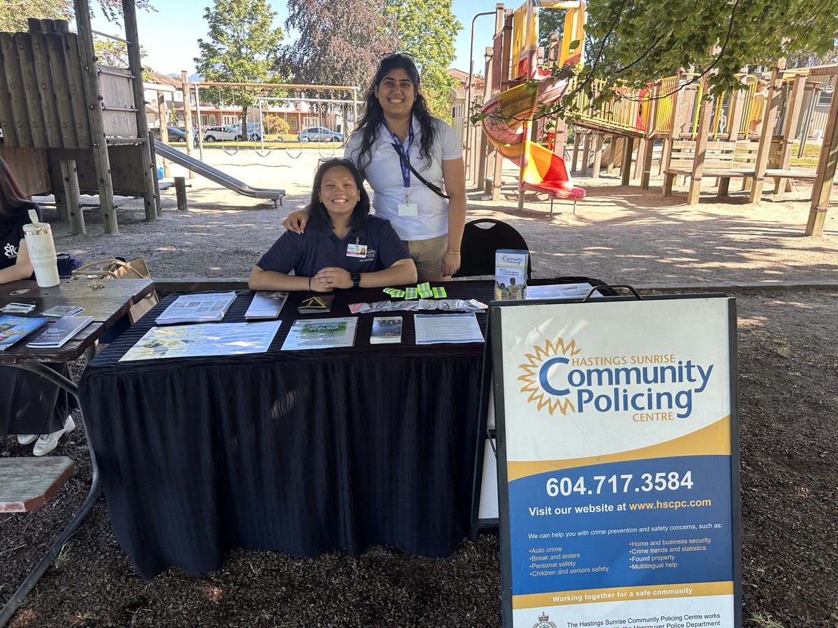 HastingsCPC's tweet photo. A big thank you to @FrogHollowVan for inviting the #HSCPC to Frogs in the Park event at Clinton Park! Also a big #shoutout and thank you to the @ChineseCPC for being there with us to promote the services that our #Community Policing Centers do in #Vancouver! https://t.co/mblKf0SUKQ