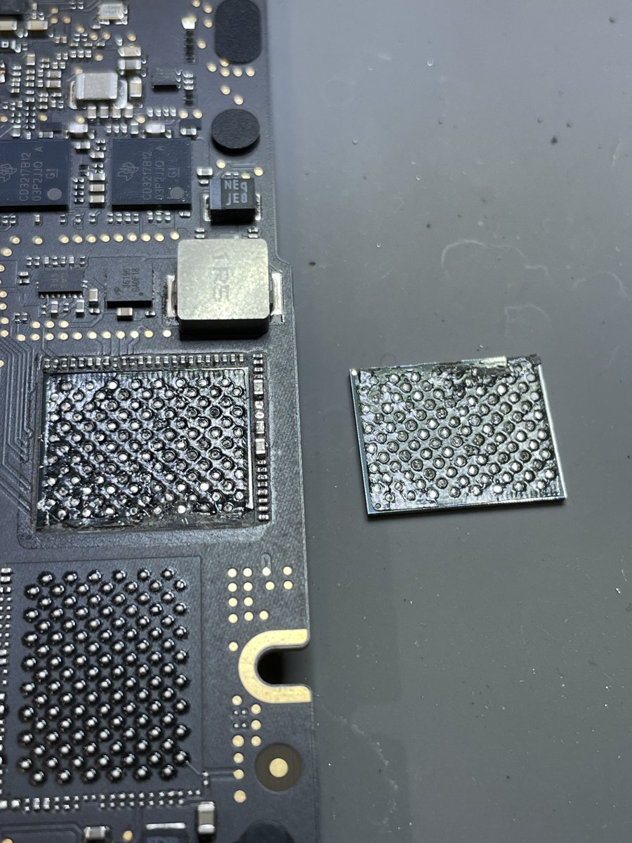 MacBook Pro 2019 16inch SSDショート
SSD512GBから1TBへ増設😀