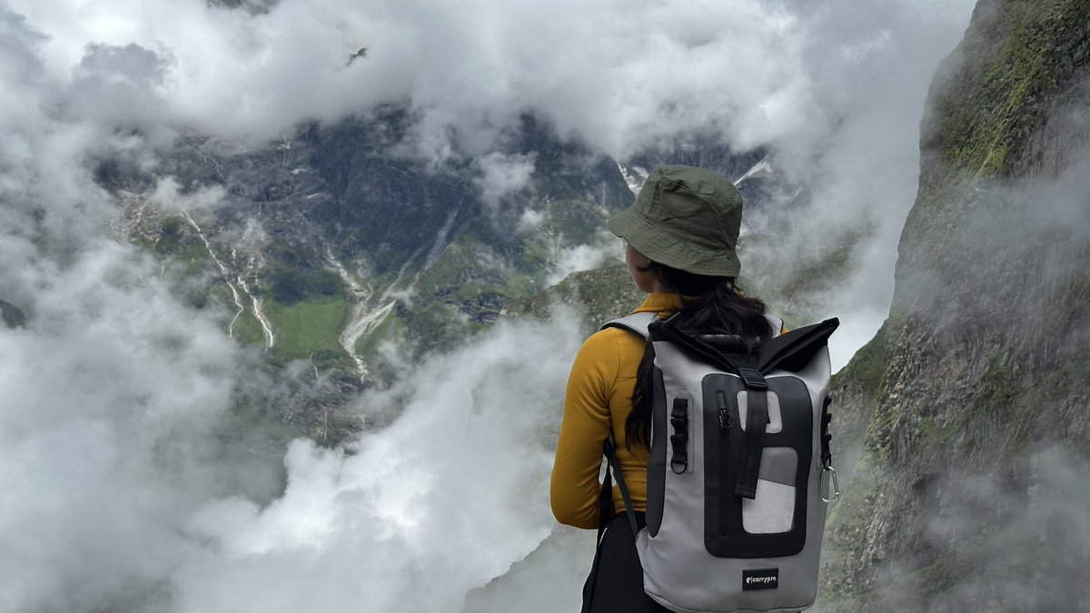 Aradhana \z/ tweet media