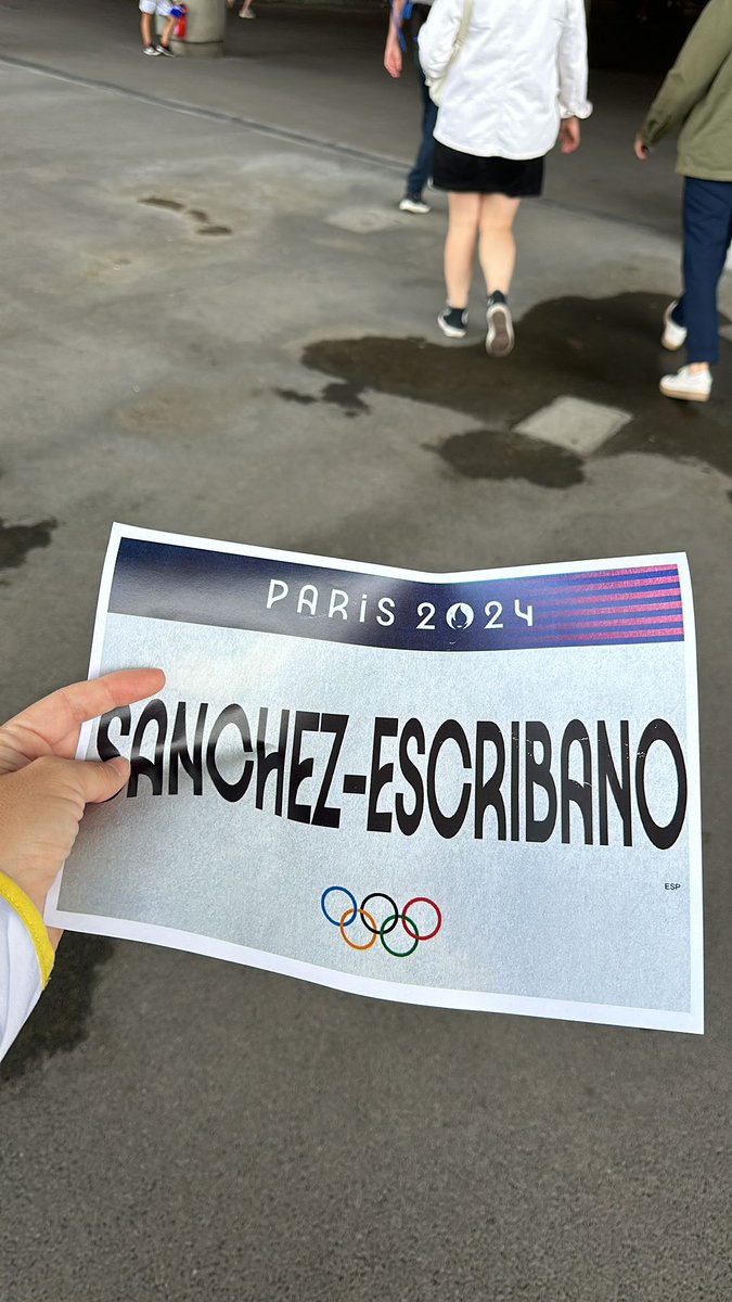 atletismoRFEA's tweet photo. 𝑻𝒐𝒅𝒐𝒔 𝒔𝒐𝒎𝒐𝒔 𝑺𝑨́𝑵𝑪𝑯𝑬𝒁-𝑬𝑺𝑪𝑹𝑰𝑩𝑨𝑵𝑶 ... 𝒍𝒂 𝑴𝑬𝑱𝑶𝑹 𝒉𝒊𝒏𝒄𝒉𝒂𝒅𝒂

En su ansiado debut olímpico, @irenesef tendrá el mejor apoyo en sus familiares y amigos, que se van a  dejar todo en la grada para llevarla en volandas.

La toledana, ante la carrera de su vida.

#EspañaAtletismo 🇪🇸 #PasiónPorCompetir 

📺 @teledeporte @rtveplay 
📊 https://t.co/SN5GAIcIhp