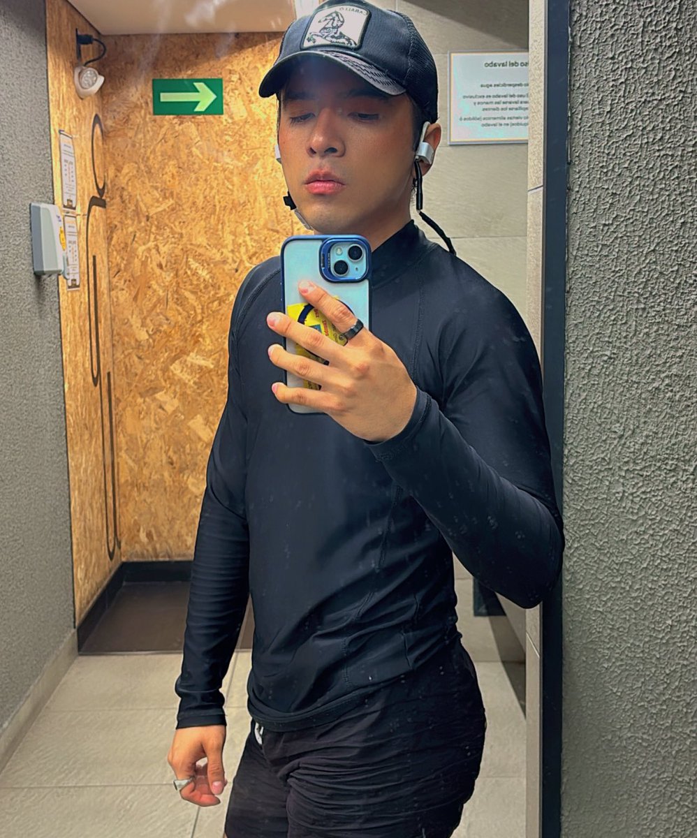DavyGr1's tweet photo. Buenas noches ❣️ https://t.co/VZYgmVGE0S