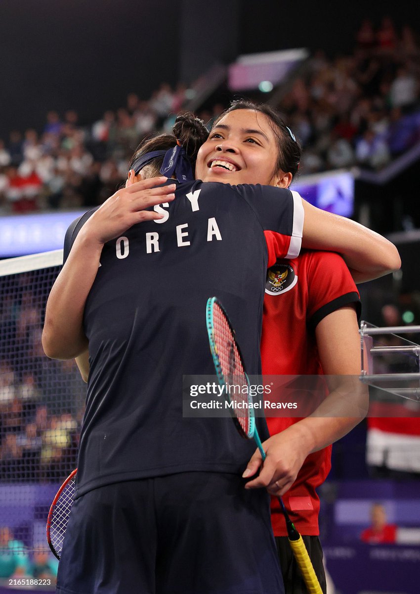 the beautiful sport of badminton 🌄