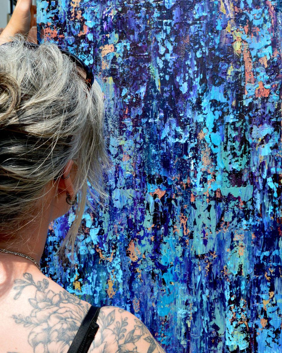 Absolutely Love the textures in this piece! 
Image taken in natural sunlight
.
'Beneath The Surface'
.
Available Now
buff.ly/49kGUfZ 
.
#lincoln #artist #contemporarypainting #acrylicpainting #originalart #smallbusiness #freelance #commission #womeninart #lincolnshire