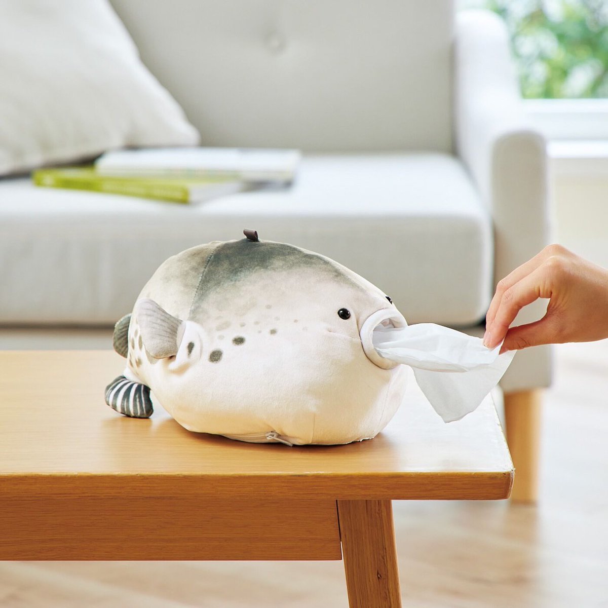   メガ　フィッシュディッシュ 🌊再入荷のお知らせ🌊 【水を吐くフグのぬいぐるみティッシュケース