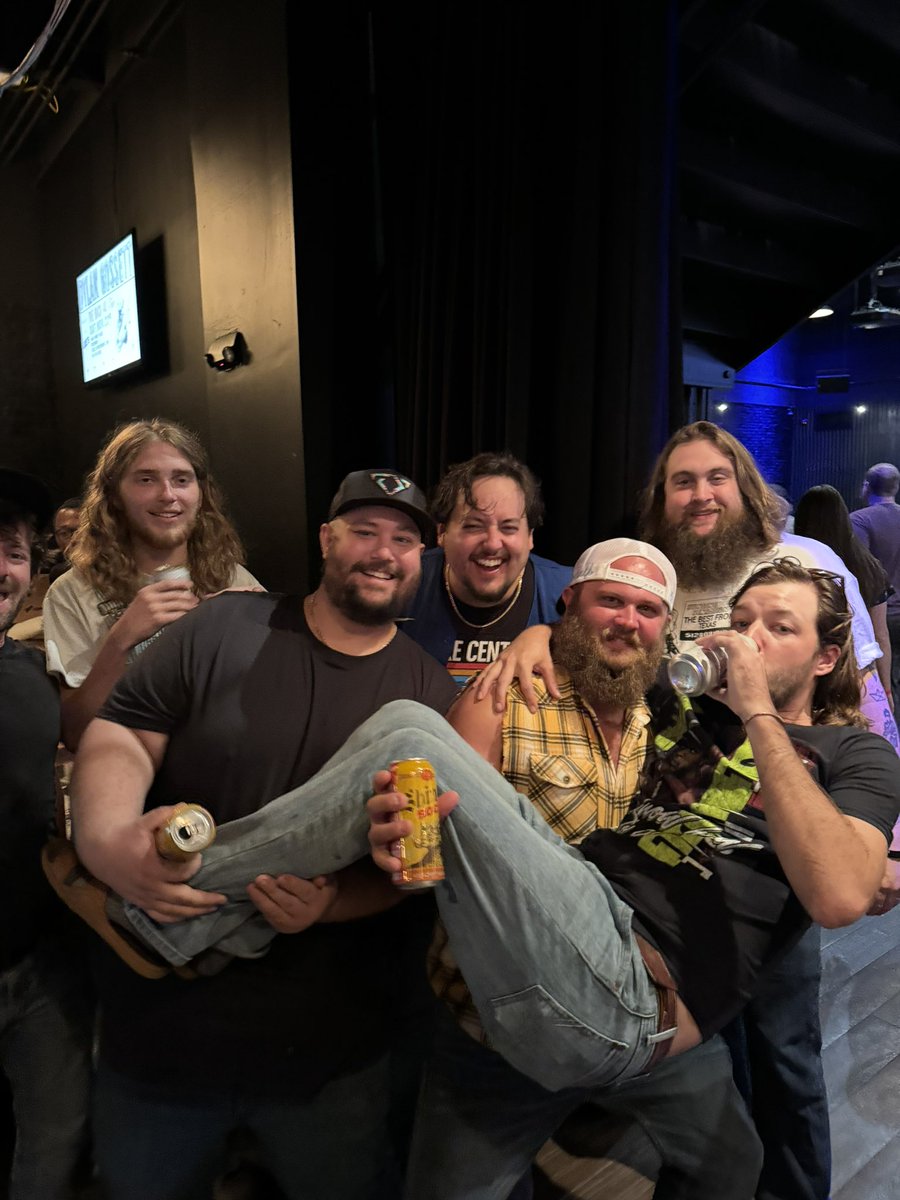 ryebread35's tweet image. Legendary night @TreatyOakMusic @wyattweaverband