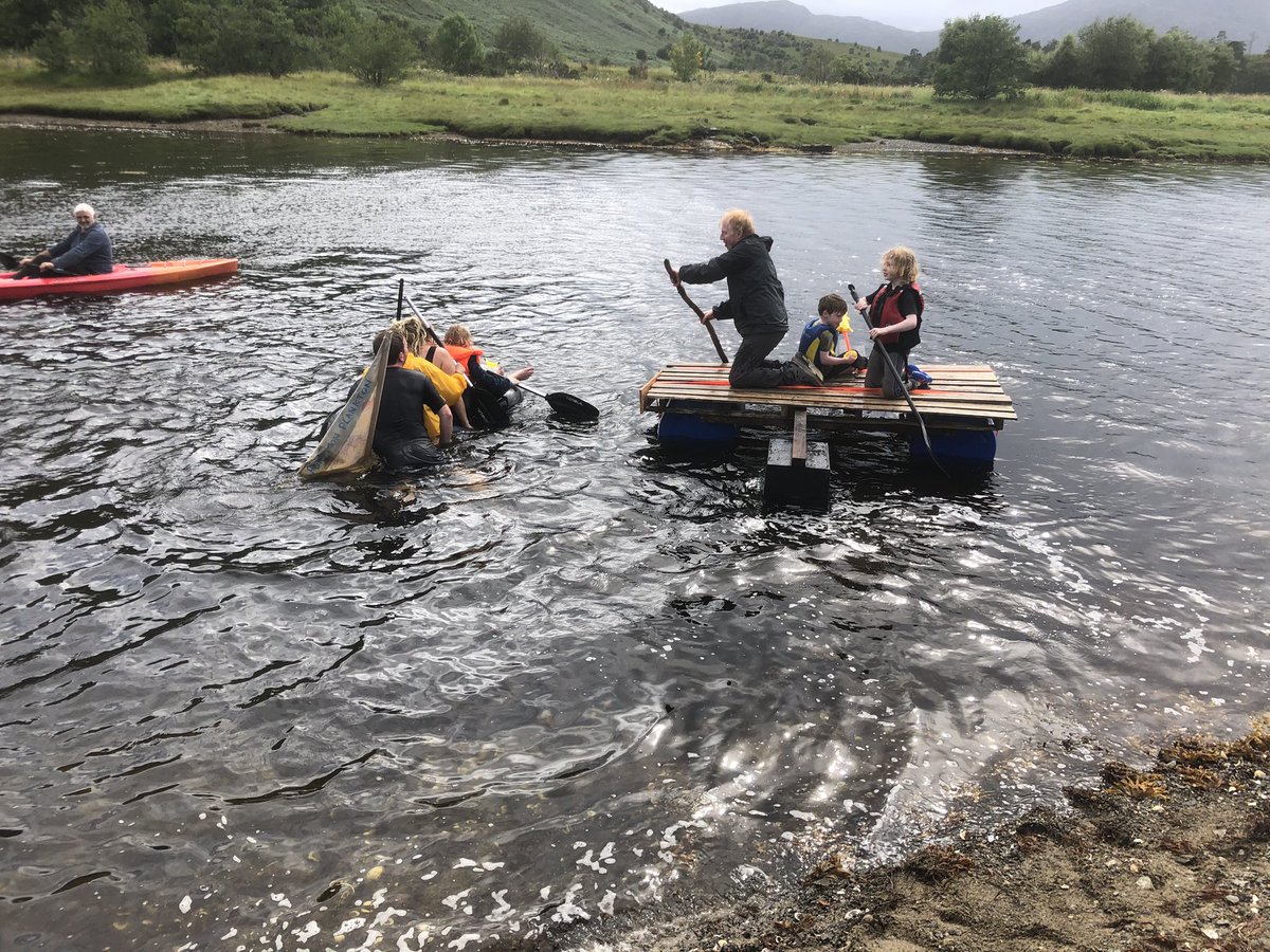 KnoydartTearoom's tweet photo. And here are some in action. So much fun.
#knoydartGames #raftrace #summerholidays #watersports https://t.co/N1yrS11pSF