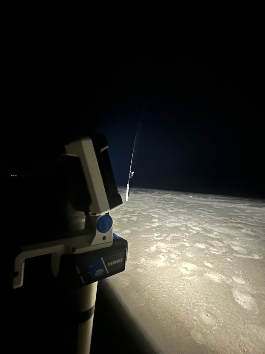 monico1312's tweet image. Surf fishing the Gulf, @harttoolsusa lighting the way. #doitwithhart