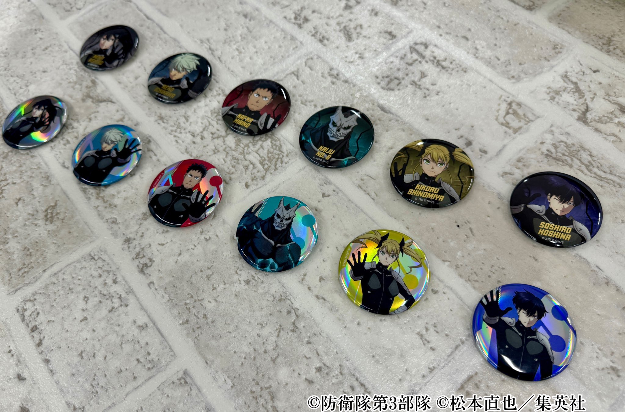 怪獣8号 PLAZA in 池袋ロフト Chair 缶バッジ 保科 6個 池袋