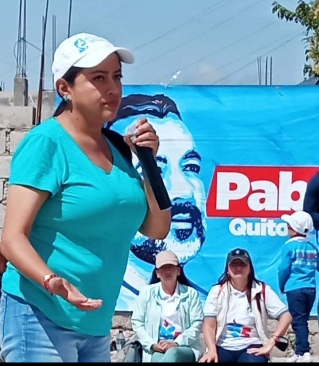 Jenny0770023751's tweet photo. @PaolaPabonC la mujer que pudo transformar a Pichincha a través de su trabajo, conocimiento, valentía y lealtad. Estamos seguros q ella es la indicada para transformar a nuestro querido Ecuador PAOLA PRESIDENTA 💙🖐️💪 https://t.co/AqcuhTrhvs