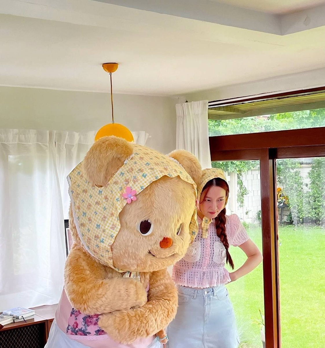 เรื่องมันมีอยู่ว่า...
ทุกคนว่าน้องเนยเม้ามอยอะไรกับคูมพี่อิ้งค์นะ

#butterbear #ด้อมน้องเนย #พบรัก