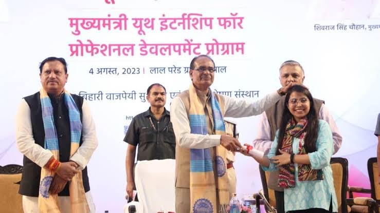 #जनसेवा_मित्रों_को_बहाल_करो