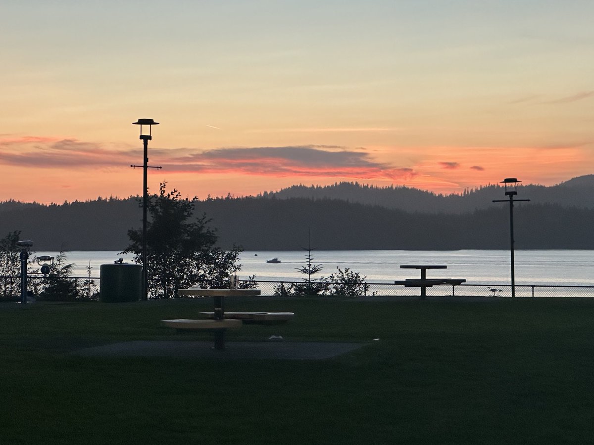 cdmcintyre's tweet photo. Prince Rupert evening sky https://t.co/YNq2F20P6u