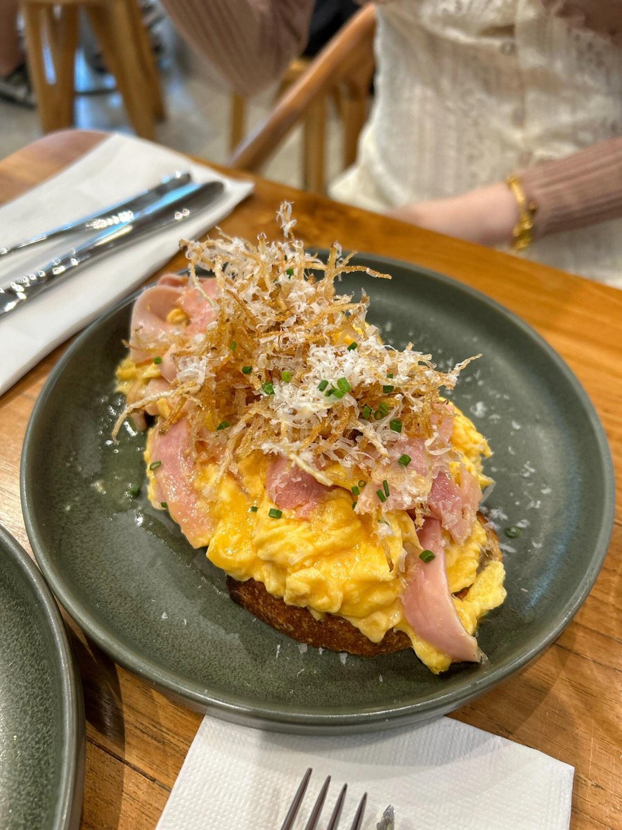 tapesooj's tweet photo. Smashed avocado is very smooth
Dukkah seasoning https://t.co/fZYOkQuww7